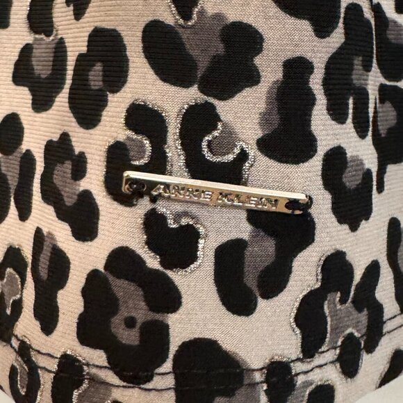 Anne Klein Leopard Print Blouse - Size Small - Picture 4 of 6